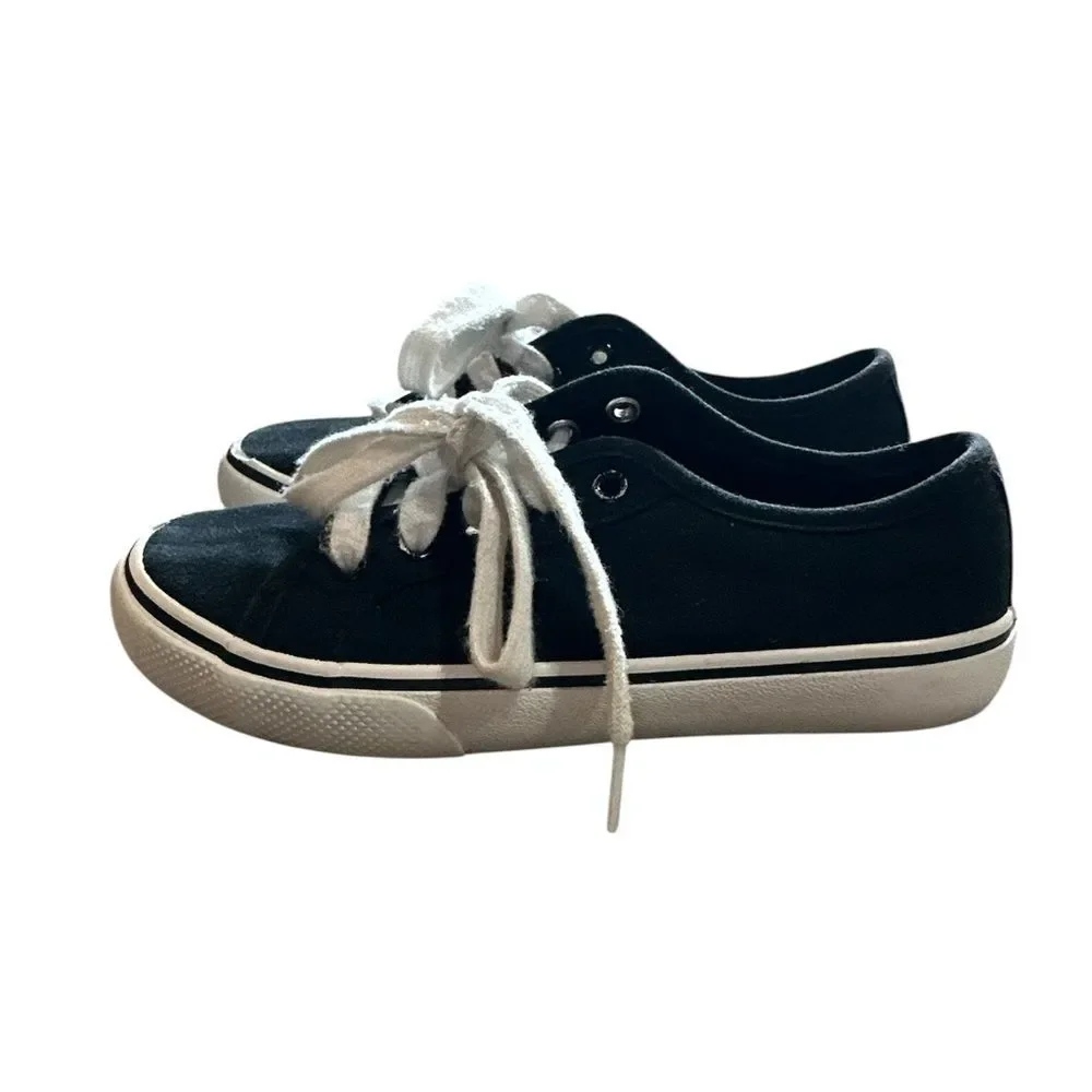 Wonder Nation Girls Sz 1 Black White Memory Foam Classic Low-Top Tie Up Sneaker